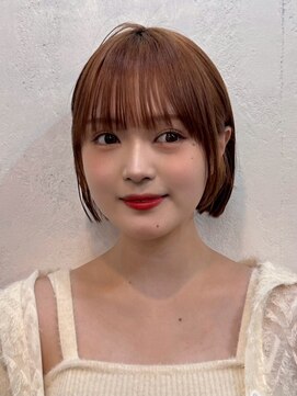 ファルベ(Farbe) ストレートくびれヘアアプリコットオレンジ夏のヘアアレンジ