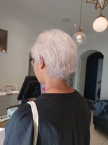 ルクール ヘアー プレジー(Le Coeur HAIR Plaisir)&nbsp;ホワイトカラー