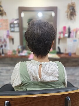 クロエヘアー(Chloe hair) アシメショート