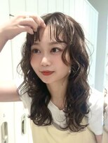 ジョエミバイアンアミ(joemi by Un ami) ミディアムパーマ / レイヤーパーマ / 赤み消しカラー