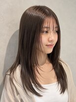 キリ 逗子(kiri) 逗子葉山ミディアムレイヤーカットシースルーバング学割U24M186