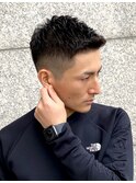 ☆黒髪アイロンパーマアップバング刈り上げビジネスショート