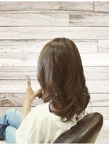 アクアヴィタエ(Aqua vitae)&nbsp;20代、30代セミロングスタイル