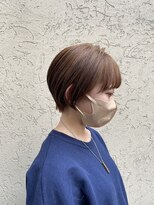 アンバー(Amber) ハイトーンショートボブ