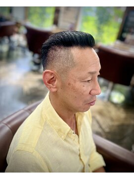 バイブアンドアネックス(VIBE & ANNEX) オールバック+クラシカルフェードスタイル