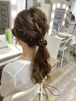 ミザリー(MISERY)&nbsp;ローポニーテール、ローポニー