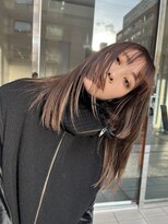 カルテ(QUARTE)&nbsp;STEP/STEP CUT  セミロングレイヤー　アメトリン