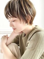 ディッセンバー 神宮前(December)&nbsp;小顔マッシュショートグレージュカラー暗髪20代渋谷原宿神宮前