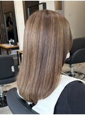 ミルクティーベージュカラーくびれヘアグレージュカラー韓国