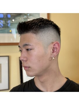 エルエー 近江八幡店(L.A) 店長【椛島】フェザーアップ×スキンフェード