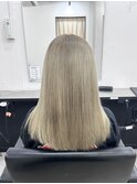ミルクティーベージュ