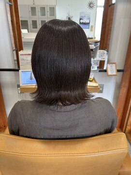 アドラーブル 松崎店(adorable) 【くびれミディ】【オリーブグレージュ】【艶髪】