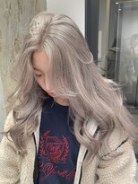 ソル 栄矢場町(SOL) グレージュミルクティーベージュフェミニンロングシルバーヘアー