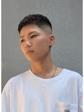 クフィア メンズフェード カンポ 天王寺(CUFFIA MENSFADE CAMPO) 濡れパン×スキンフェード