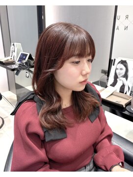 ハルキミナト ジャパン ヨコハマ(HARUKI MINATO japan YOKOHAMA) チェリーレッド/大人可愛いミディアムヘア/顔まわりカット