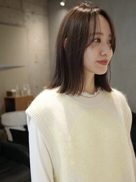 スク(SUKU) 切りっぱなしボブ×ブラウンカラー