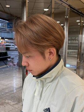 エッセンザ 梅田(ESSENZA) ミルクティーブラウン