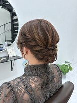 ラズリー(Lazliy)&nbsp;シニヨンヘアセット