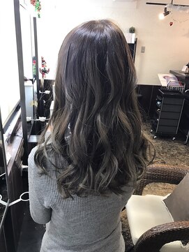 フェリシータ 緑地公園店(felicita) 赤味を抑えた寒色系暗艶美髪★アディクシーカラー