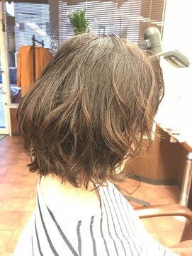 ロジック コテ巻き風パーマ