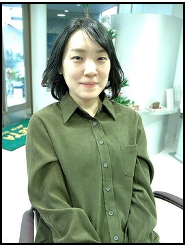 メタ(META) プリミエンスカラー(暗めのブルー色)