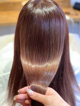 アルーシェウィズスカイ 原宿(Alushe with Sky) ピンクベージュ/ダブルカラー/ケアブリーチ/エクステ/美髪