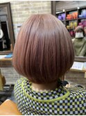 ピンクベージュ
