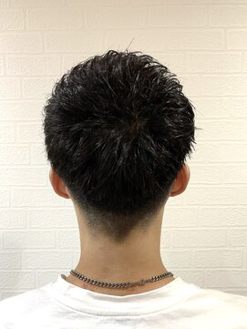 えほん美容室 夏に向けてすっきり★メンズツーブロックスタイル