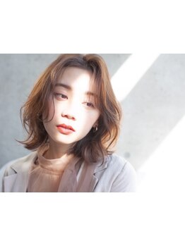 【大人女性向け少人数サロン×マンツーマン施術】白髪染め・白髪ぼかし・ハイライトでお洒落なヘアに。