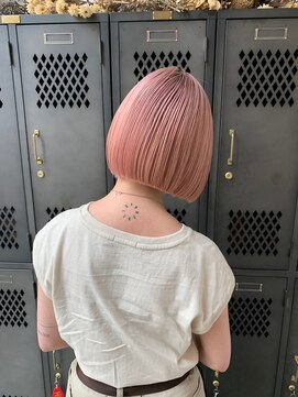 ヲタク(wotaku.) ピンクベージュボブダブルカラーインナーカラーケアブリーチ