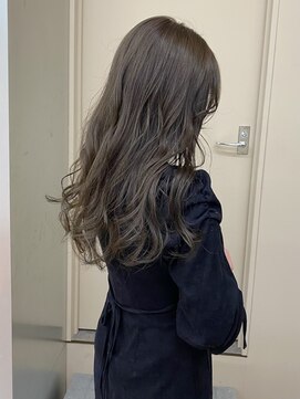 パークレーン アイス イヴェン(park lane ICI yeven) オリーブグレージュで柔らかく♪