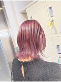 ピンク