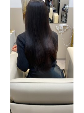 シュヴーブリヤン(cheveux brillants) 【美髪縮毛矯正で作る再現性100%な艶髪】後ろ姿に色気を