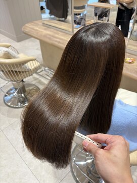 ジーナ 渋谷本店(Zina) ★ツヤ感×上品カラー！トパーズブラウン【芳賀健吾】