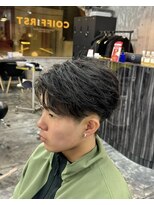 コワファースト長崎シャンプーボーイ 2nd(COIFF1RST 長崎 SHAMPOO BOY)&nbsp;フェザーショートメンズカットフェザーパーマメンズパーマ