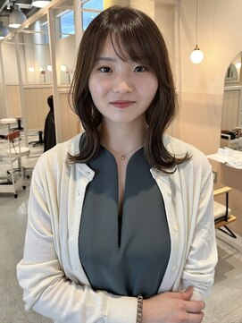 シダ(sida) 大人可愛い10代20代30代小顔◎ショートボブウルフ　レイヤー