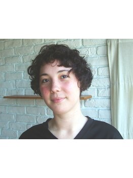 ご自分の髪質を生かしたヘアスタイルにしてみませんか！