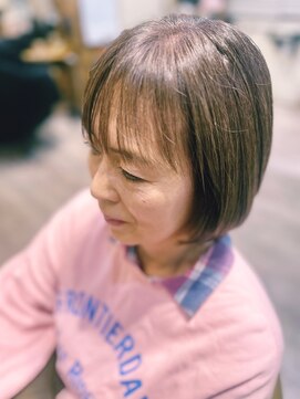 ミニボブ/アッシュブラウン/白髪ぼかし