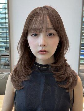 ブロウ ネックス ザ サロン 表参道(VLOW nex the salon) ミディアムレイヤー/チョコレートカラー/透明感カラー