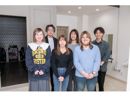 ミングルクラーロヘアー(MINGLE CLARO hair)の写真