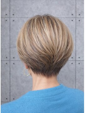 リトマス 二子玉川(litmus) 大人ヘア/艶髪/スモーキーブラウン/顔周りカット/ハッシュカット