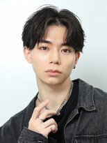 リップス 横浜(LIPPS)&nbsp;ツーブロック刈り上げフェザーパーマセンターパート