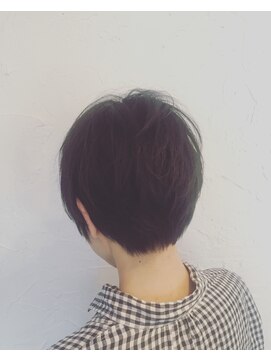 コモレビヘアワークス(komorebi hair works) Short Hair