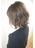 ミディアムレイヤーボブ×ウェーブ巻き/美女髪王子★シータ