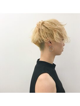 タグ(#tag) #ハイトーン刈り上げショート