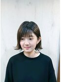 伸ばしかけ切りっぱなしボブ