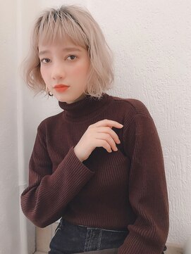 エムスラッシュ みなとみらい馬車道店(M SLASH) M.SLASH馬車道/ホワイトアッシュ/オン眉/外国人風/ハイライトz1