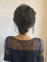 Belle BIANCA お呼ばれヘアアレンジ大人シニヨンヘア by Orie