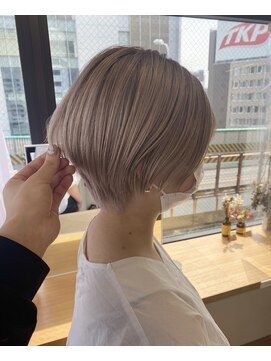 ウル(uru.) 柔らかホワイトベージュ