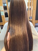 グランバイ アトリエドングリ(Grand × AtlierDonguri) お客様髪質改善データ1184(酸性縮毛矯正)